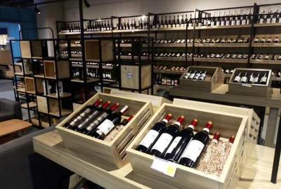 奶粉、化妝品、紅酒. 看看進口商品的正確選購方法